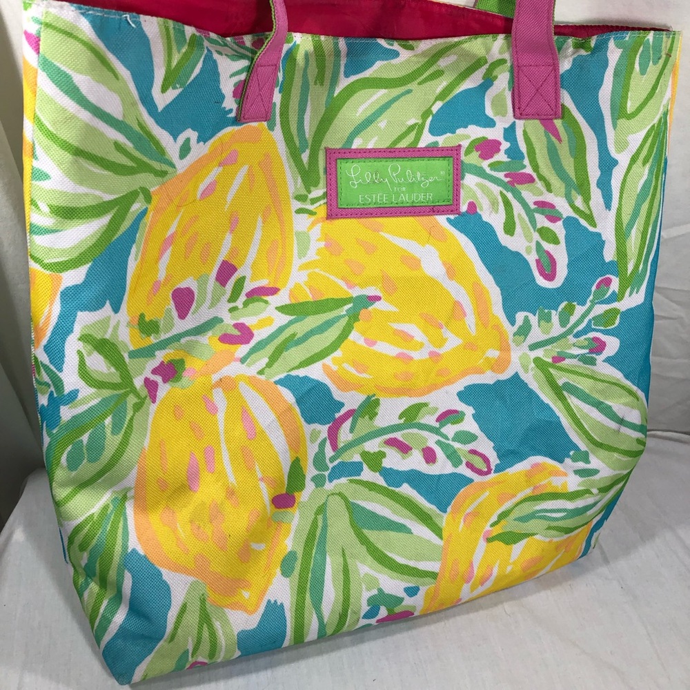 Lilly Pulitzer lovely lemon tote Estée Lauder